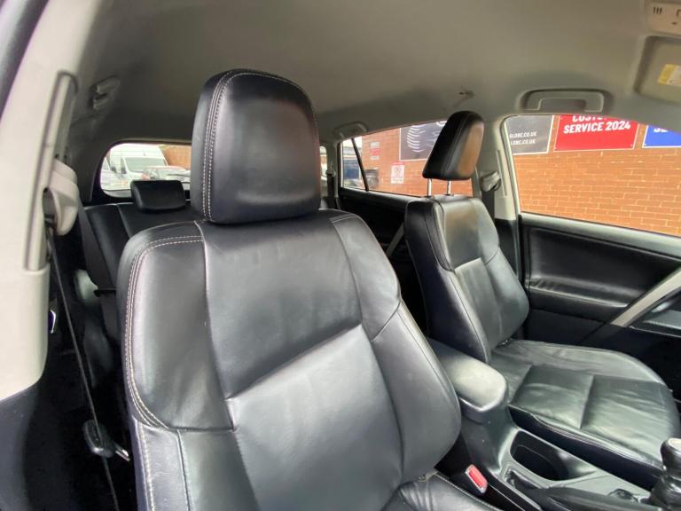 2013 Toyota RAV4 2.2 D-4D Invincible 4WD Euro 5 5dr ESTATE Diesel Manual