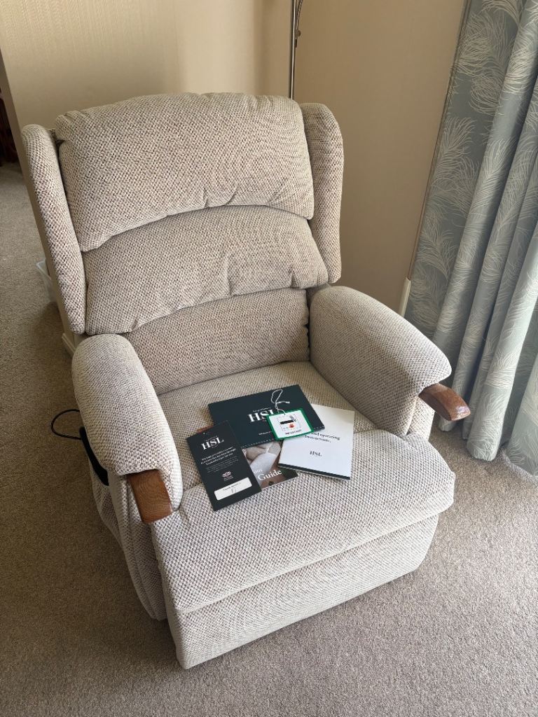 Riser Recliner Chair HSL
