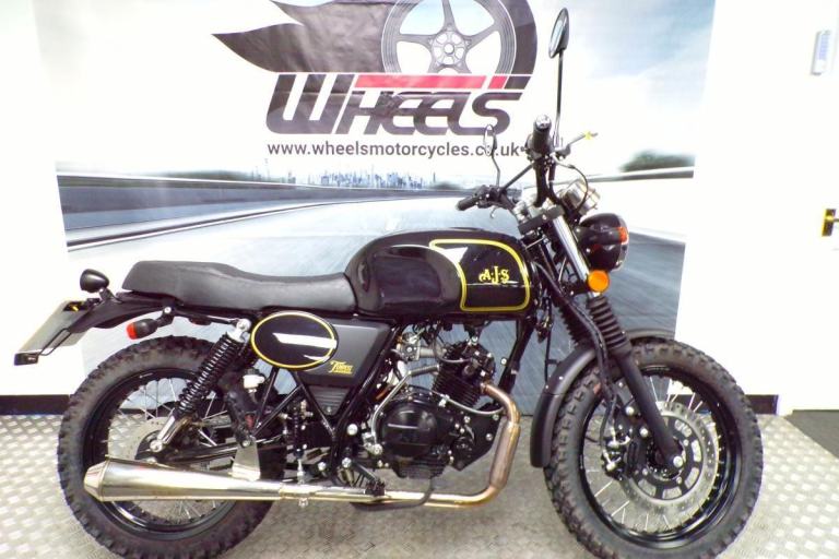 2025 AJS TEMPEST SCRAMBLER 125cc WITH ONLY 887 MILES FROM NEW