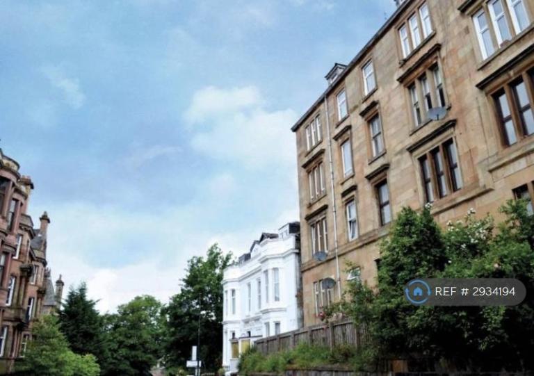 3 bedroom flat in Renfrew Street, Glasgow, G3 (3 bed) (#2934194)