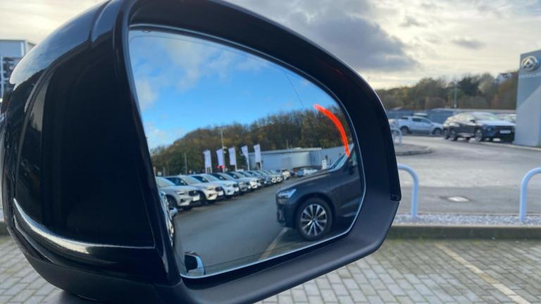 2024 Volvo XC40 2.0 B3 MHEV Ultra Bright SUV 5dr Petrol Hybrid DCT Auto Euro 6 (s/s) (163 p ESTAT...