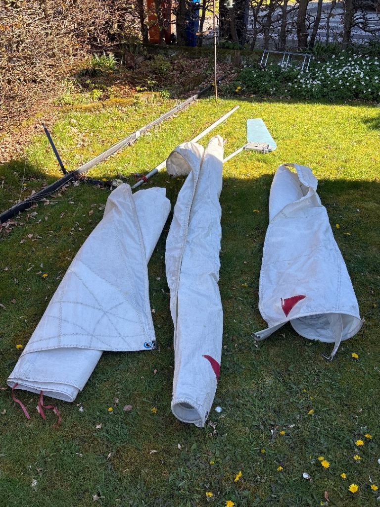 505 dinghy mast rudder and sails