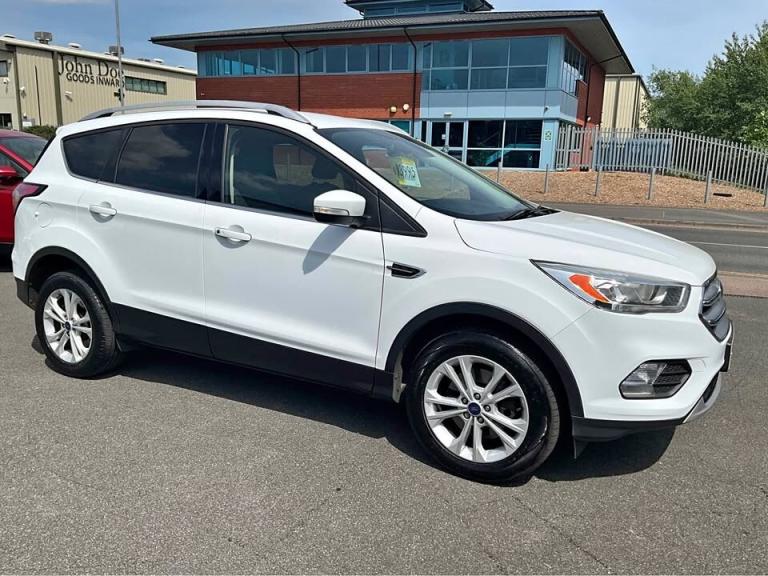 FORD KUGA 2.0 TDCi Titanium 2017