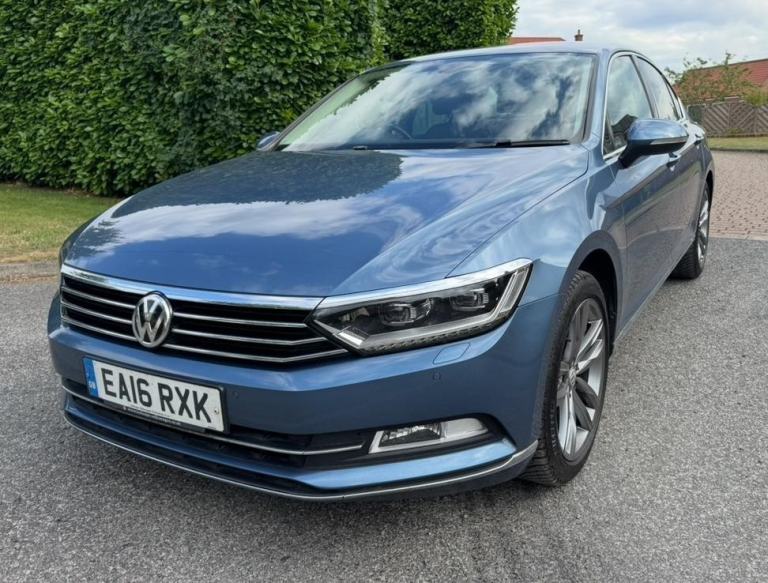 2016 VOLKSWAGEN PASSAT GT 2.0 TDi BLUEMOTION TECH 10 SERVICE STAMPS CAMBELT DONE