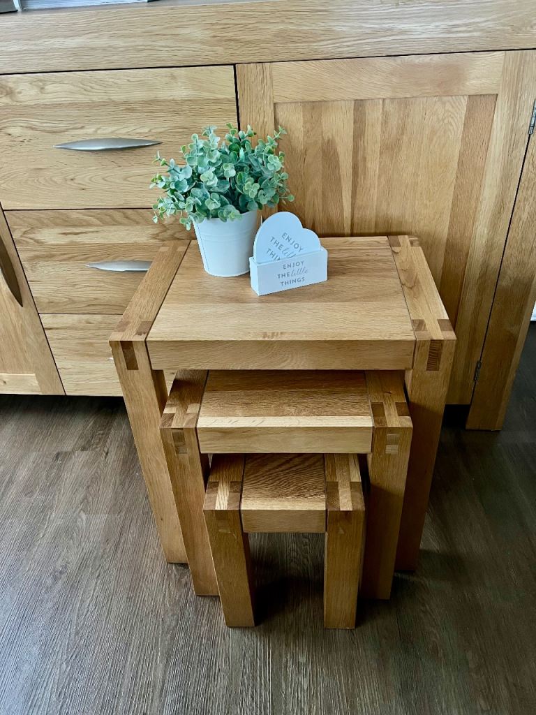 image for Lovely Oak Furnitureland Alto Solid Oak Nest of 3 Tables