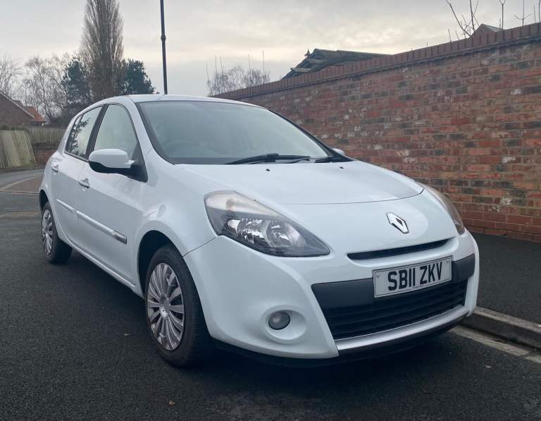 Renault, CLIO, Hatchback, 2011, Manual, 1149 (cc), 5 doors