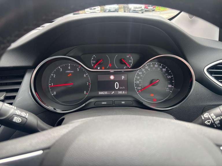 2022 Vauxhall Crossland 1.2 Turbo [130] Ultimate 5dr Auto HATCHBACK PETROL Automatic