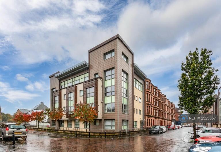 2 bedroom flat in Rathlin Street, Glasgow, G51 (2 bed) (#2525567)