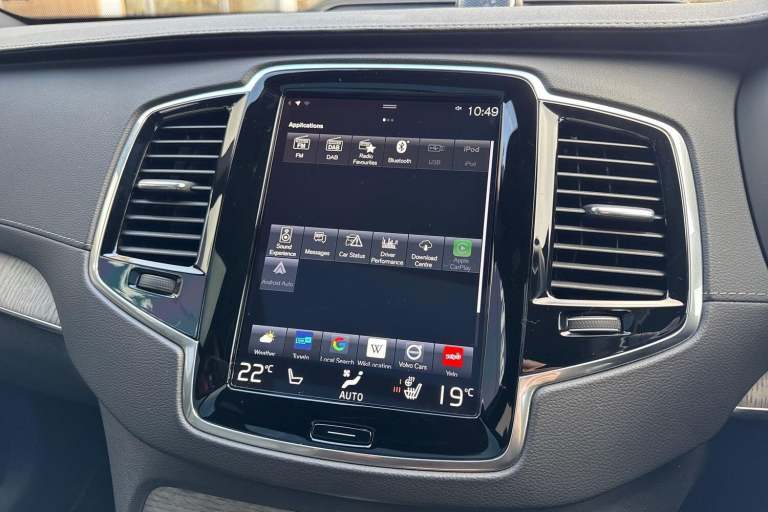 2022 Volvo XC90 2.0h T8 Recharge 18.8kWh Inscription Pro SUV 5dr Petrol Plug-in Hybrid Auto ESTAT...