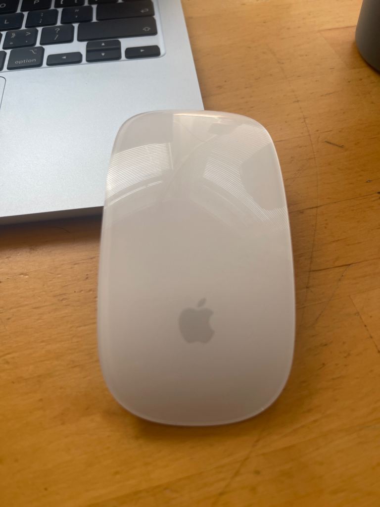 Apple Magic Mouse – White, Good Condition