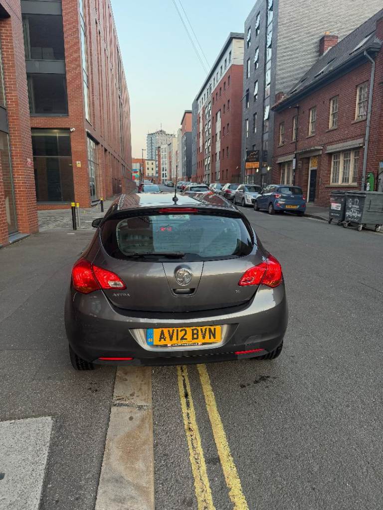 Vauxhall, ASTRA, Hatchback, 2012, Manual, 1598 (cc), 5 doors