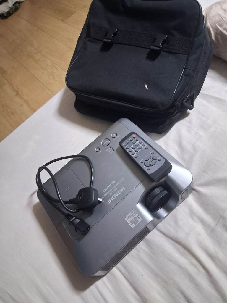 Hitachi ED-X12 LCD Projector — Fully Working + Remote, Bag & Power Cable