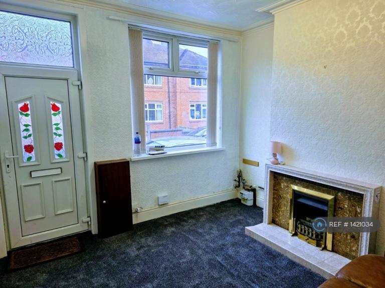 2 bedroom house in Langley St, Stoke-On-Trent, ST4 (2 bed) (#1421034)