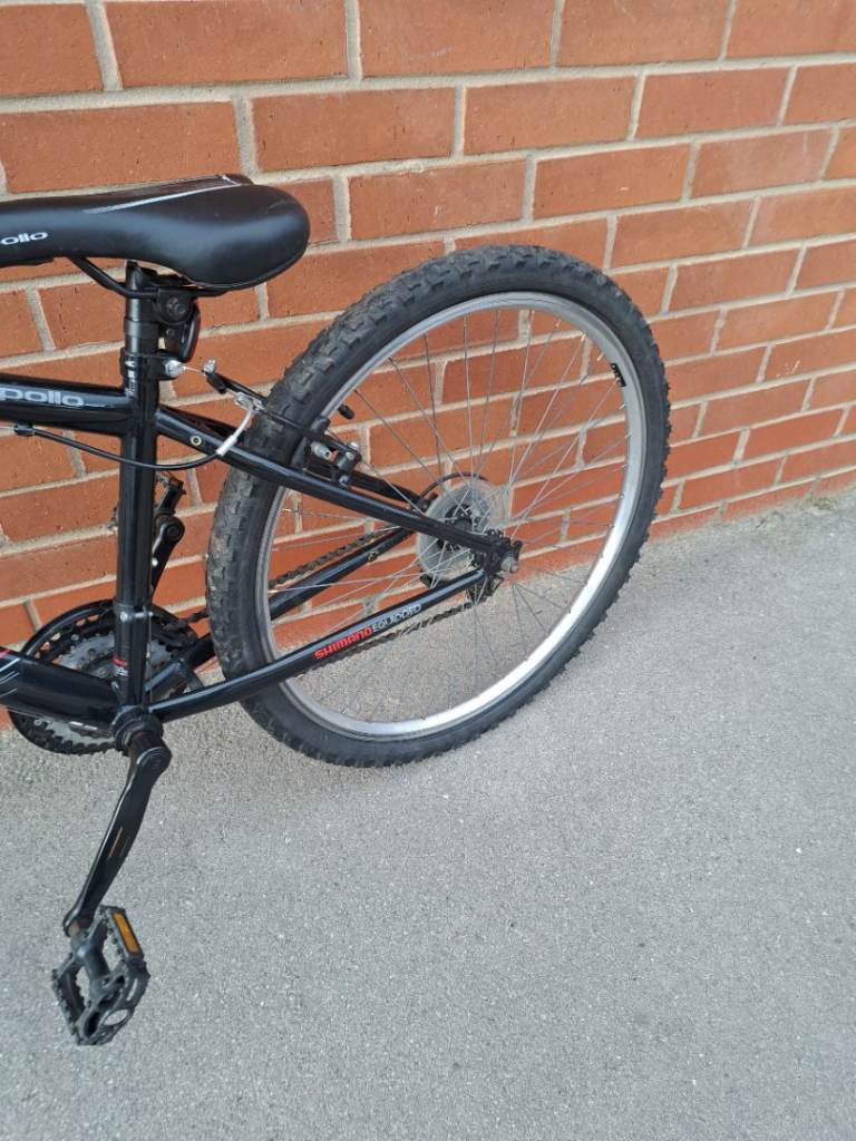 Junior's apollo mountain bike brilliant condition 