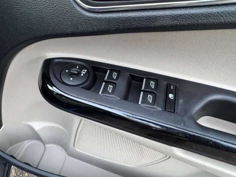 2016 Ford B-MAX 1.0 B-Max Titanium T 5dr MPV Petrol Manual