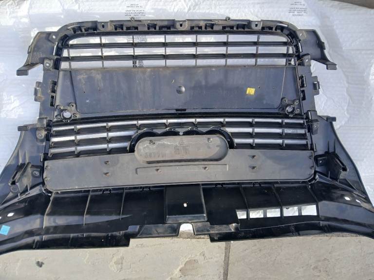 Audi a3 8pblack grille 2011