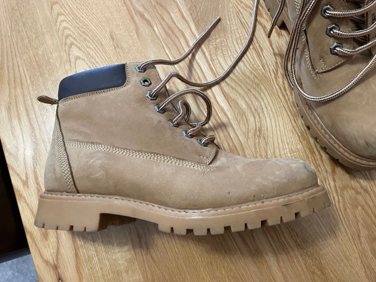 Unisex men’s  working /daywear boots but unisex 