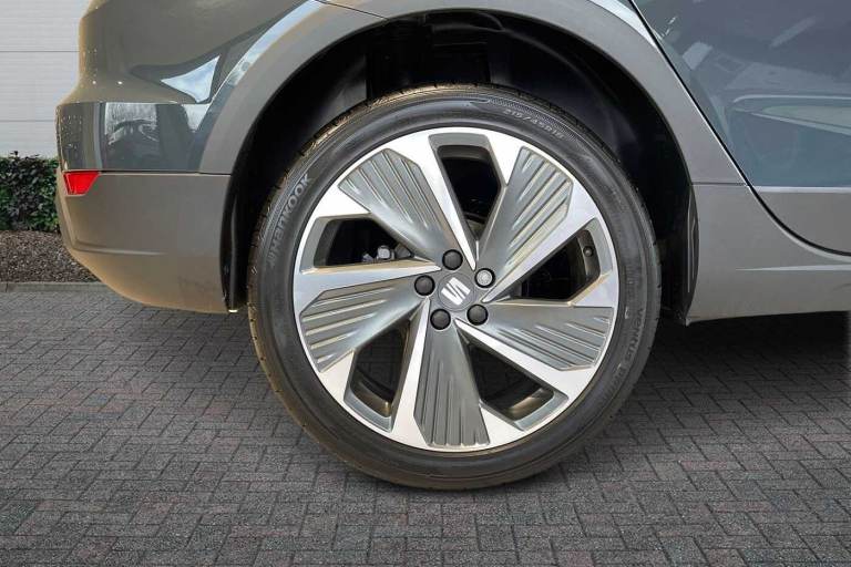 2025 SEAT Arona 1.0 TSI 115 FR Sport 5dr DSG SUV Petrol Automatic