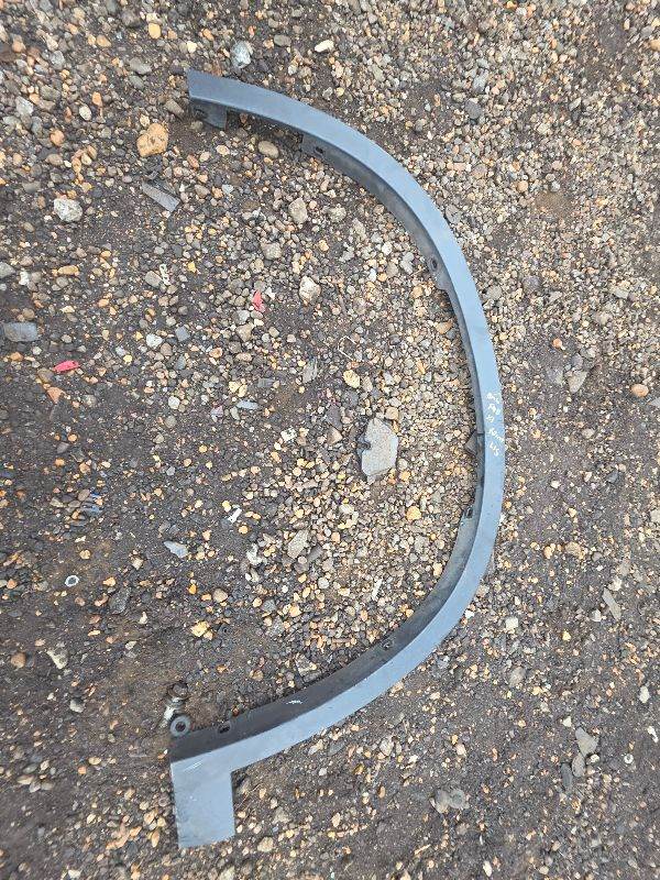 BMW X1 F48 FRONT LEFT SIDE WHEEL Plastic ARCH TRIM Breaking Parts