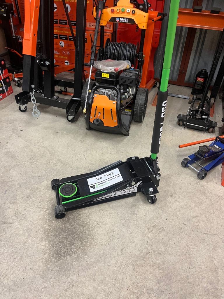 4 TON ULTRA LOW PROFILE TROLLEY JACK 