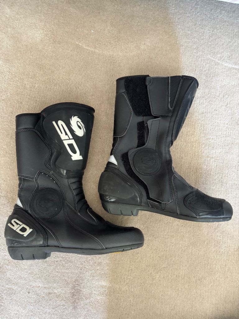 Sidi Motorbike Boots (Size 6)