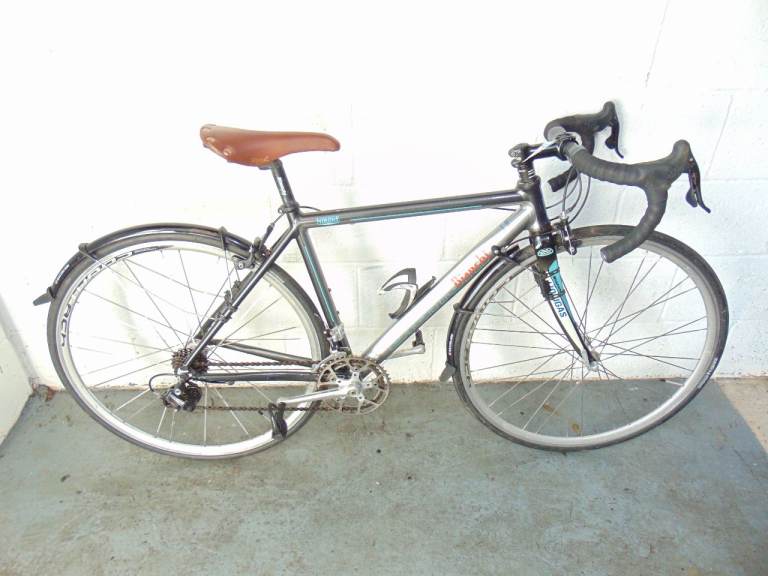 Aluminium Bianchi Via Nirone 7 (18.5" frame) Racing/Road Bike (free local delivery)