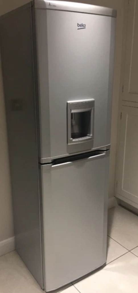 Fridge freezer working perfect 