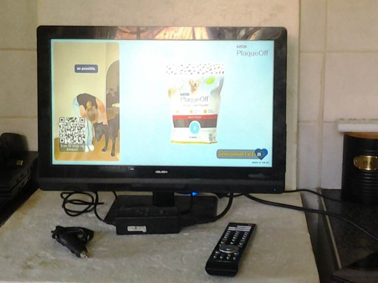 12 volt tv , caravan , camper van  collection possible delivery ( not smart tv ) 