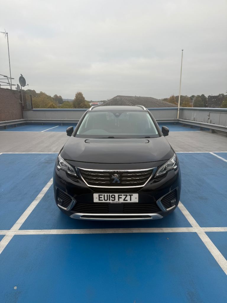 Peugeot, 5008, Hatchback, 2019, Semi-Auto, 1199 (cc), 5 doors