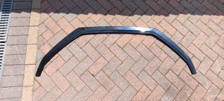 Vw polo front splitter brand new never fitted with fixing kit 