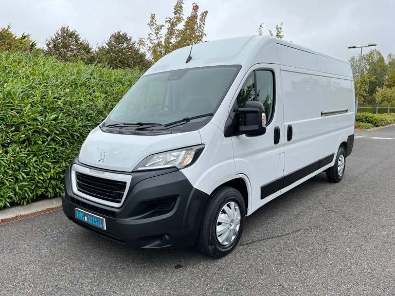 2021 Peugeot Boxer 2.2 435 PROFESSIONAL  AIR-CON  SAT NAV  PARKING SENSORS  LWB