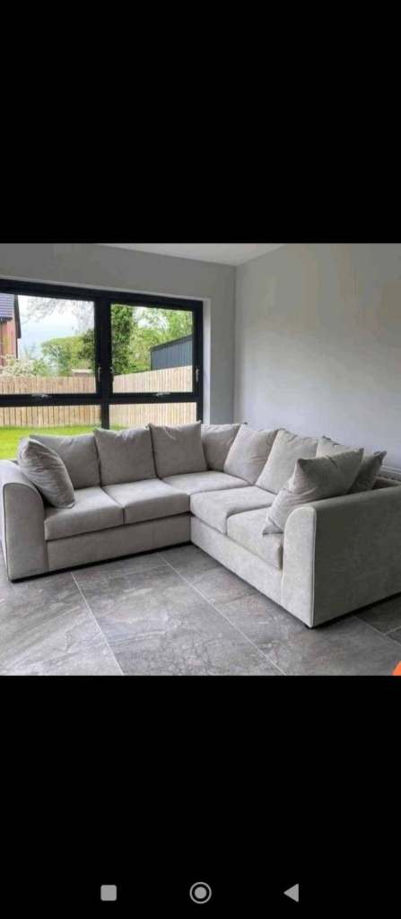 Brand New Chelsea Cream Textured Fabric 5-Seater Corner Sofa