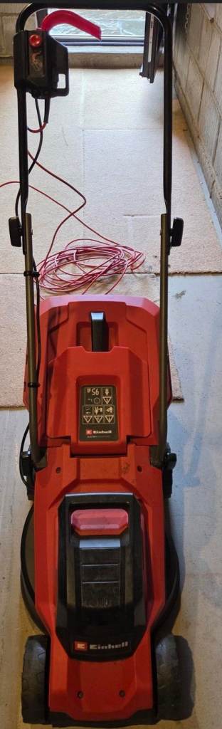 Lawn Mower - Red Corded/Electric