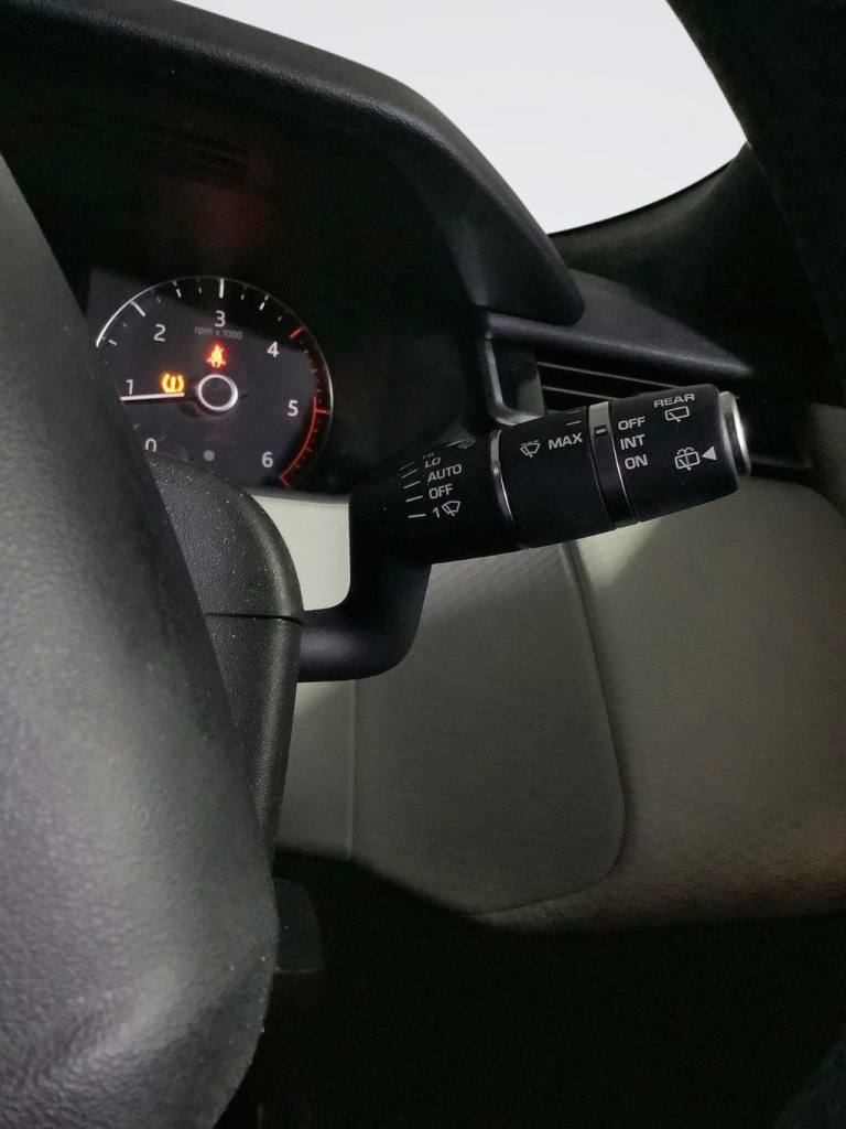 2018 Land Rover Range Rover Velar 2.0 D240 R-Dynamic S SUV 5dr Diesel Auto 4WD Euro 6 (s/s) (240 ...