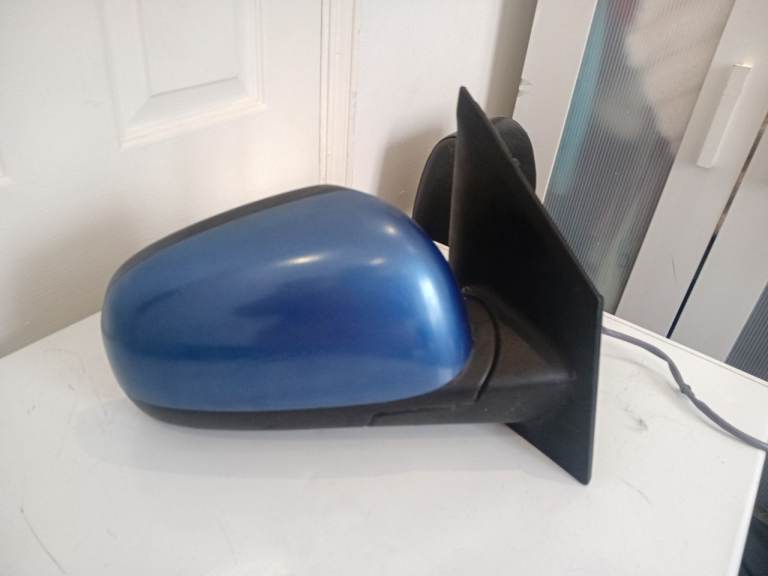 Nissan Note Driver Side Electric Wing Mirror – Electric Blue
