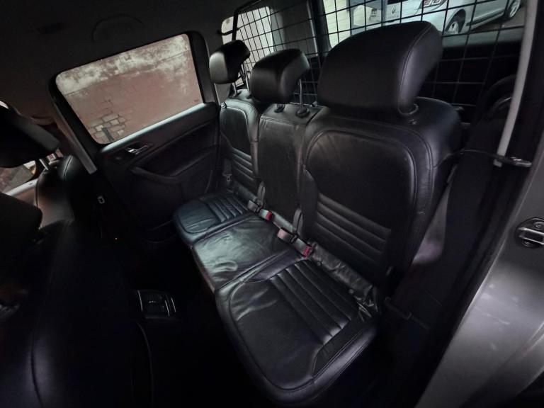 2010 Skoda Yeti 2.0 TDI CR Elegance 4x4 5dr HATCHBACK DIESEL Manual