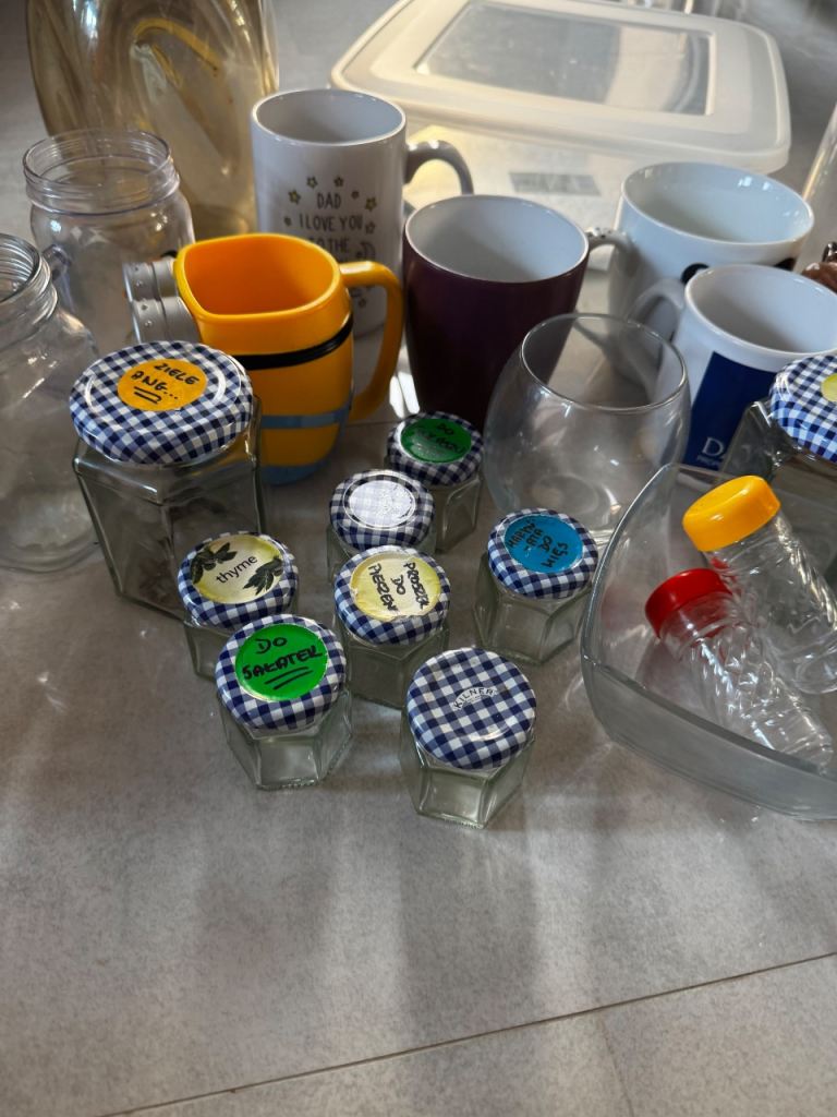 Household items bundle