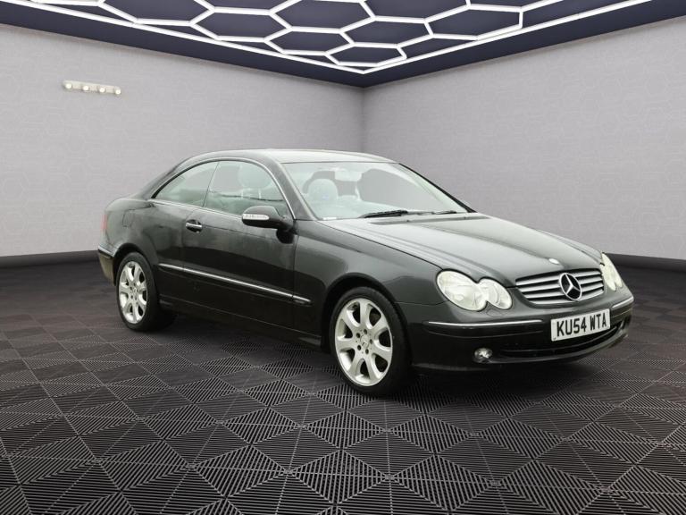 2004 Mercedes-Benz CLK 240 Elegance 2dr [2.6] Auto COUPE Petrol Automatic