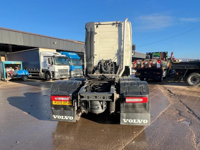 Volvo FH 16 DOUBLE DRIVE 650 EURO 6 HEAVY HAULAGE TRACTOR UNITS....CHOICE OF 4 