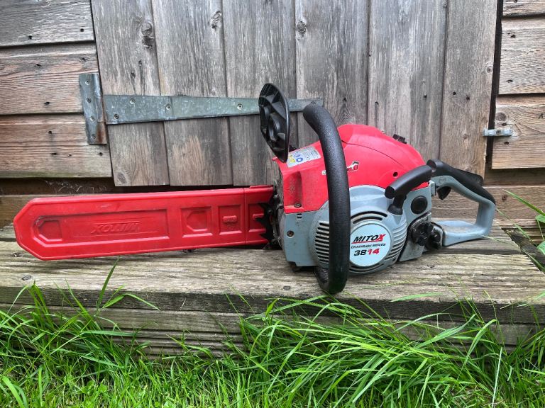 Mitox 3814 Chainsaw 14”Good Condition, Ready for Work