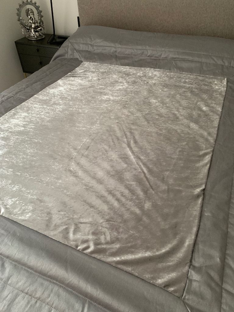 image for Portfolio Silver-grey velvet detail throw/bed cover (200x200cm) 