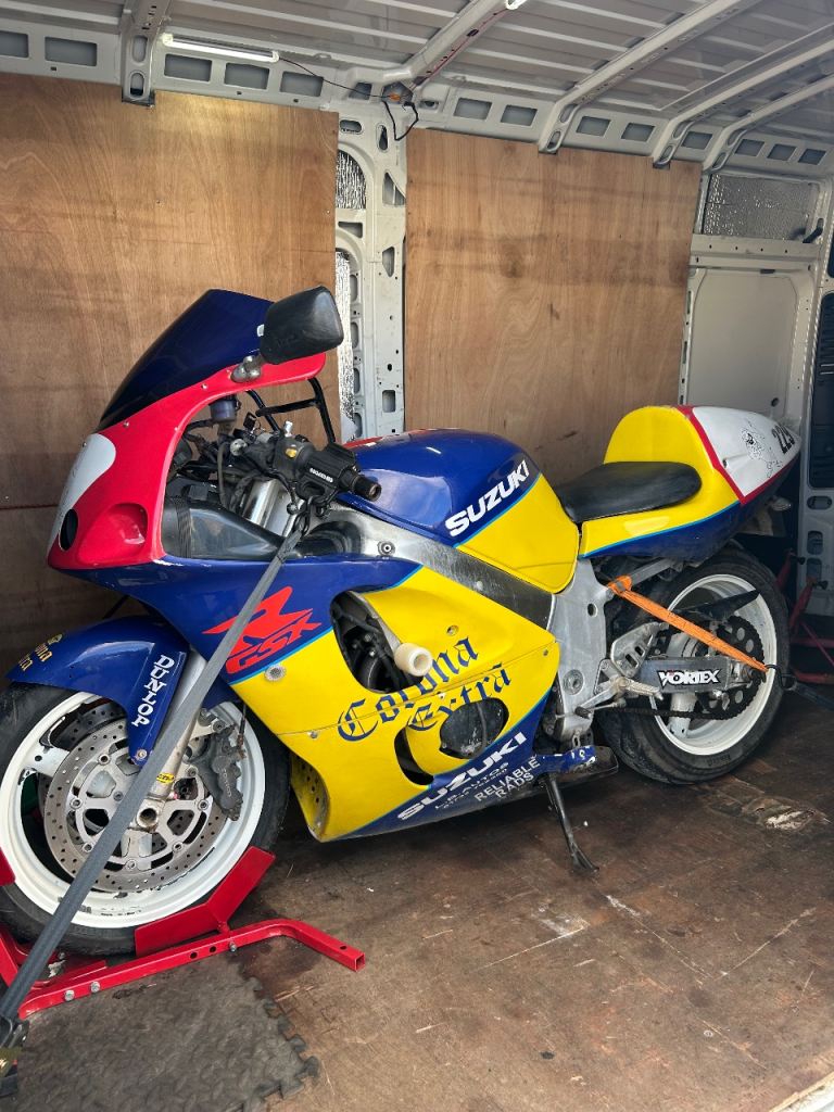Suzuki GSXR SRAD 600 