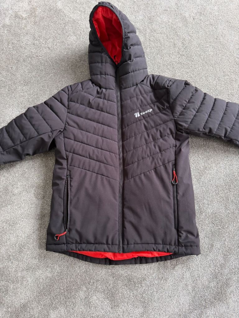 Go outdoors Ski Jacket – Black & Red – Men’s XS / Boys’ XL