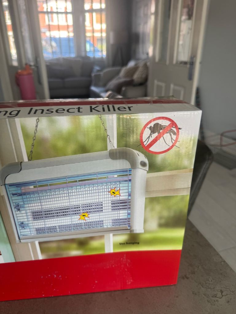 PestReach Electric Flying Insect Killer – Brand NEW