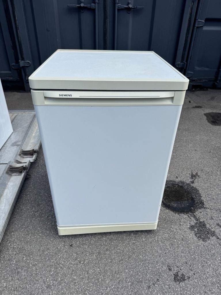 Bosch Undercounter Fridge 