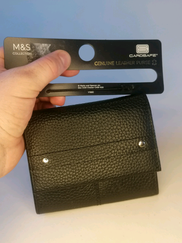 Woman's purse. Brand new. 