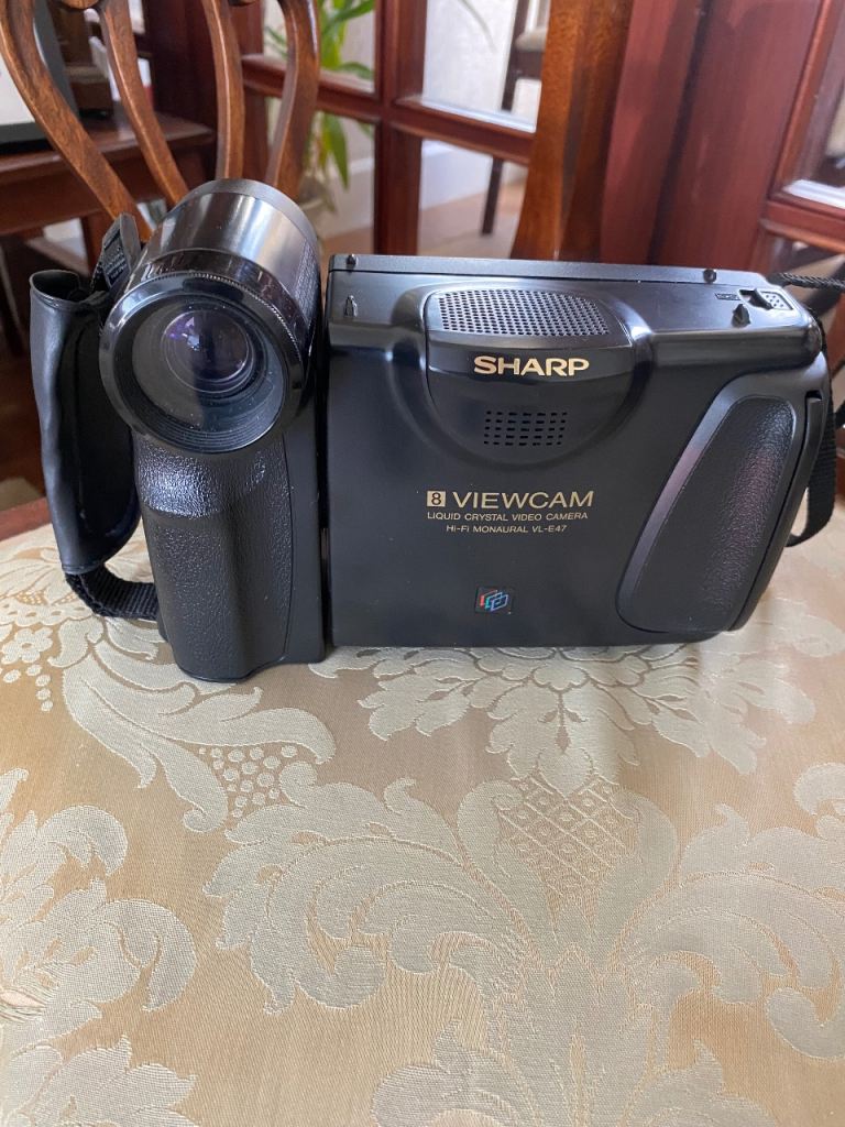 SHARP VIEWCAM WITH ALL NECESSARY ATTACHMENTS AND UNUSED TAPES