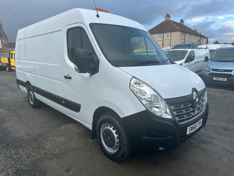 2019 Renault Master MML35dCi 130 Business Medium Roof Van L2H2 EURO 6 PANEL VAN Diesel Manual