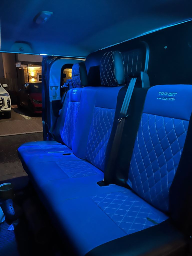 Ford Transit Custom Crew Van Seat covers and Ford grill  – Excellent Condition