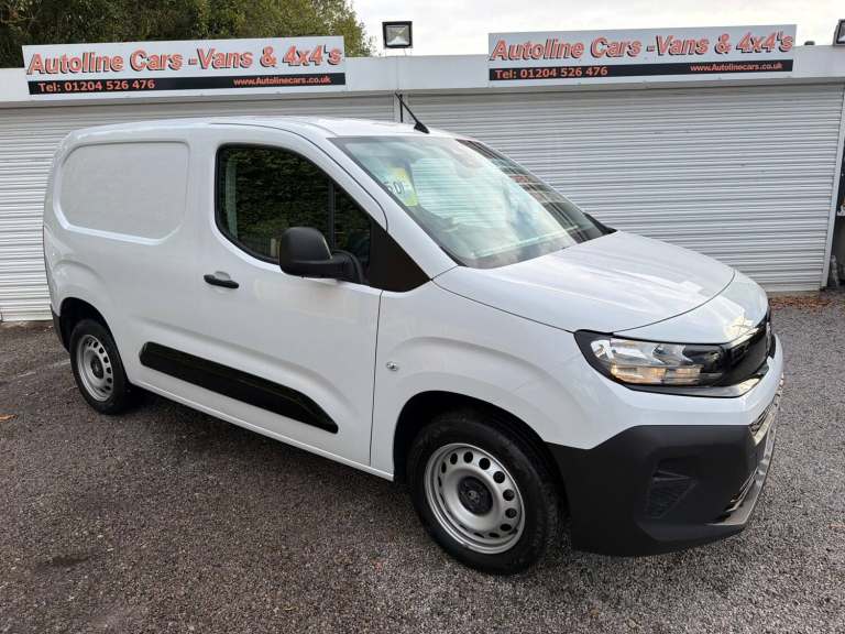 2024 Vauxhall Combo 1.5 Turbo D 2300 Prime Panel Van SWB Euro 6 (s/s) 5dr PANEL VAN Diesel Manual